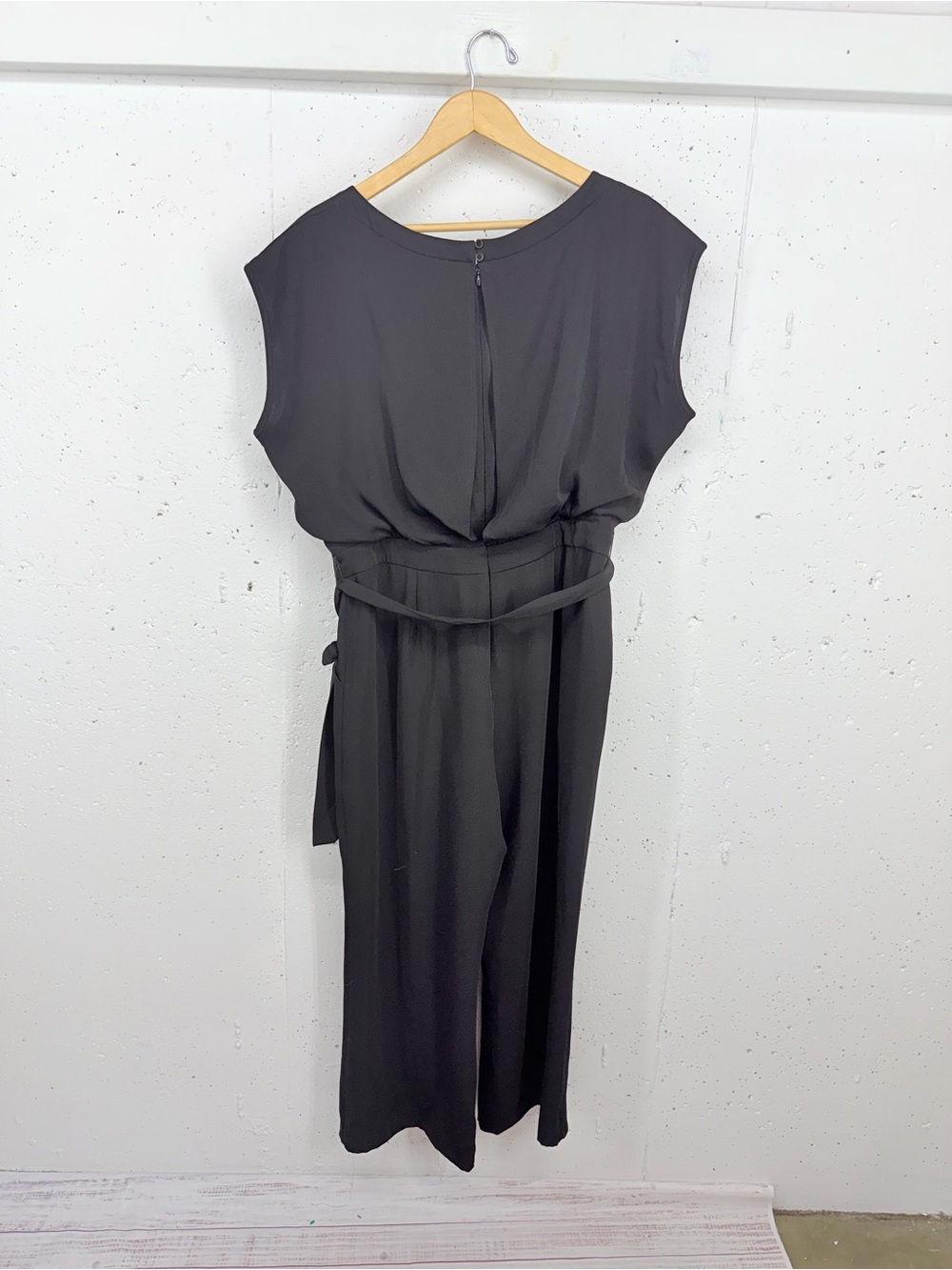 Eliza J Women's Size 14 Black Cap Sleeve Wide Leg Jumpsuit - Picture 7 of 16